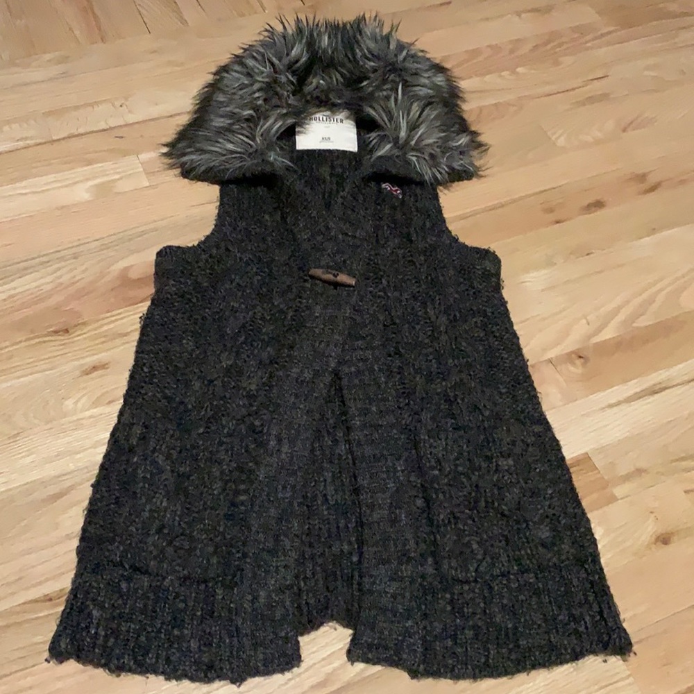 Hollister vest used